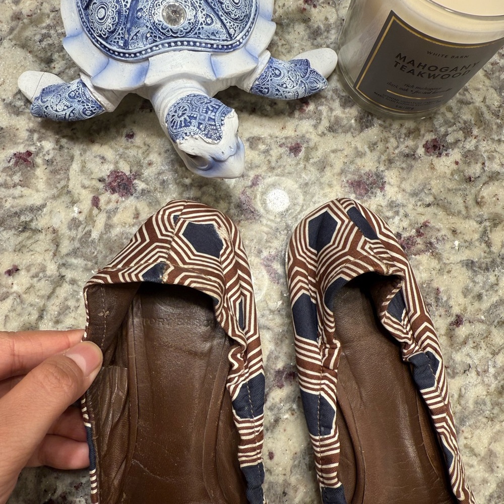 Tory Burch Buckle Sandals Flats Slip Ons Pattern Brown - Picture 5 of 10